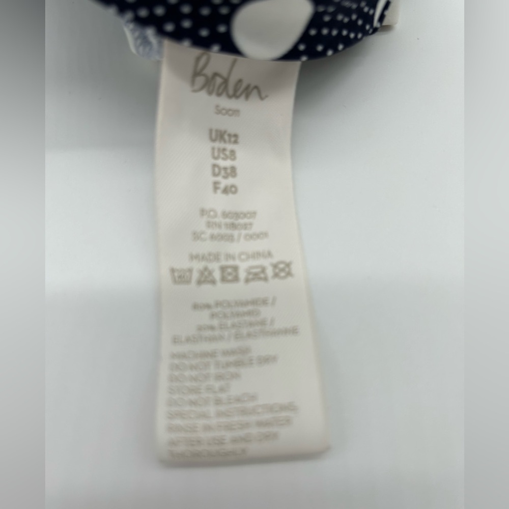 Boden Navy & White Long Sleeve Polk a Dot Swim Top | Size 8 - Picture 7 of 11